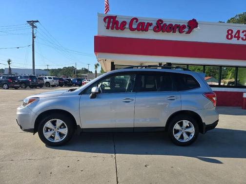 Crystal White Pearl 2016 Subaru Forester 2.5i Limited