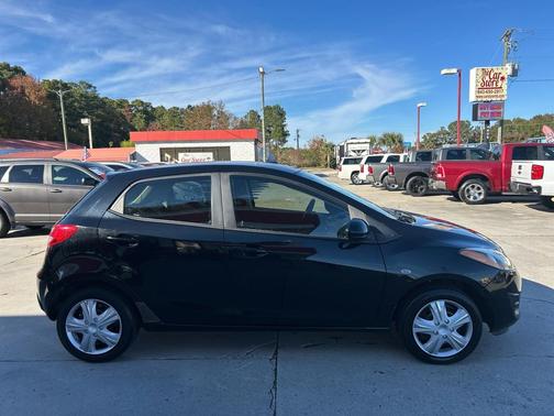 2011 Mazda Mazda2 Sport