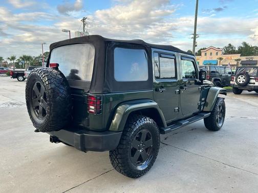 2010 Jeep Wrangler Unlimited Sahara