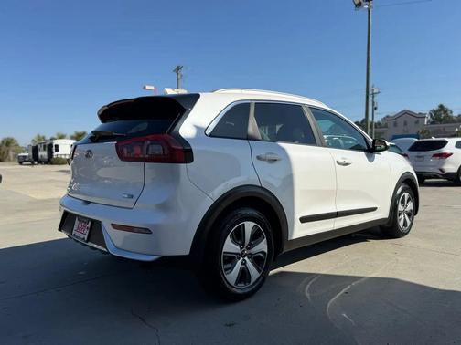 2017 Kia Niro LX