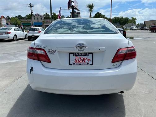 Super White 2009 Toyota Camry 4dr Sdn I4 Man (Natl)