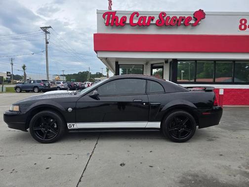 Black Clearcoat 2004 Ford Mustang GT