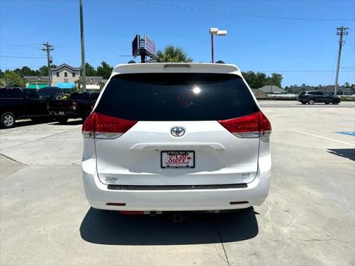 2012 Toyota Sienna XLE