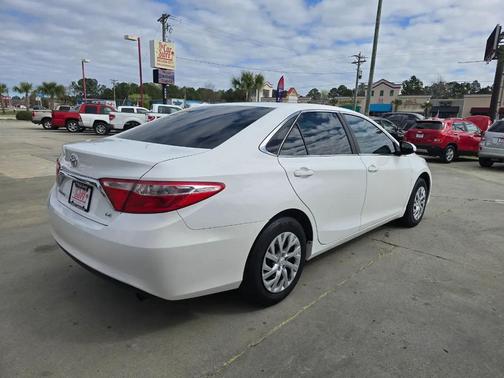 2017 Toyota Camry XLE