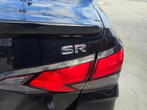 2020 Nissan Versa 1.6 S