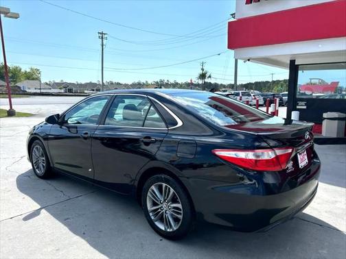 2016 Toyota Camry SE w/Special Edition Pkg