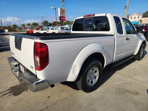 2006 Nissan Frontier XE King Cab
