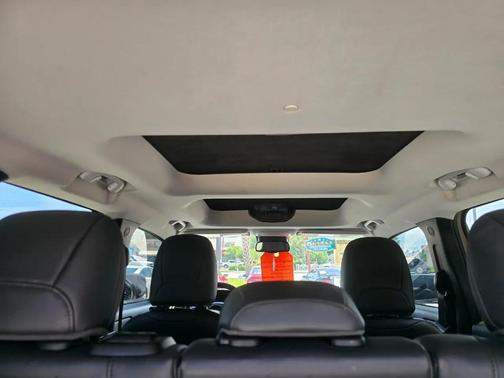 Mojave Sand 2017 Jeep Renegade Trailhawk