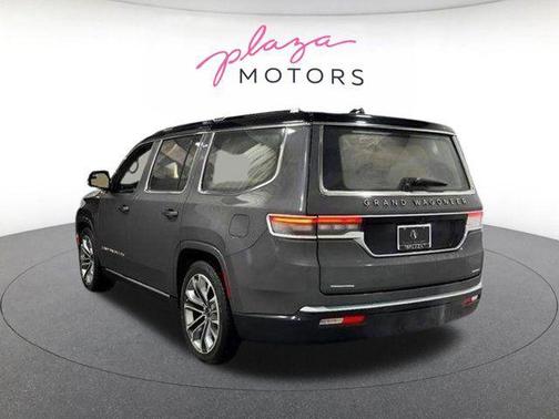 Diamond Black Crystal Pearlcoat 2022 Jeep Grand Wagoneer Series III 4x4