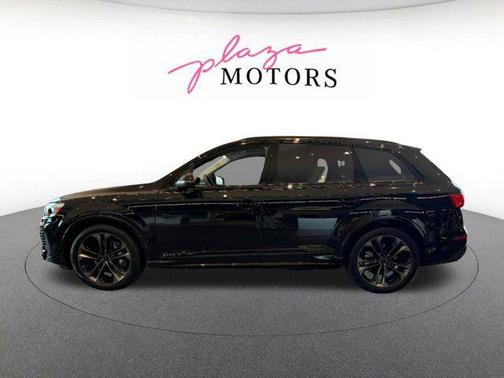 Mythos Black Metallic 2026 Audi Q7 55 Premium Plus