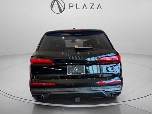 Mythos Black Metallic 2026 Audi Q7 55 Premium Plus