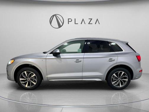 2023 Audi Q5 Premium 45 TFSI S line quattro