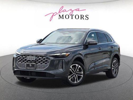 Tambora Gray Metallic 2025 Audi Q5 Premium TFSI quattro S tronic