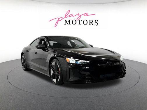 Mythos Black Metallic 2022 Audi RS e-tron GT quattro