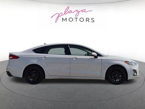 Oxford White 2020 Ford Fusion SE