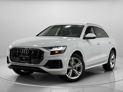 2023 Audi Q8 Premium Plus 55 TFSI quattro Tiptronic