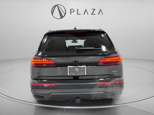 Mythos Black Metallic 2026 Audi Q7 55 Premium Plus