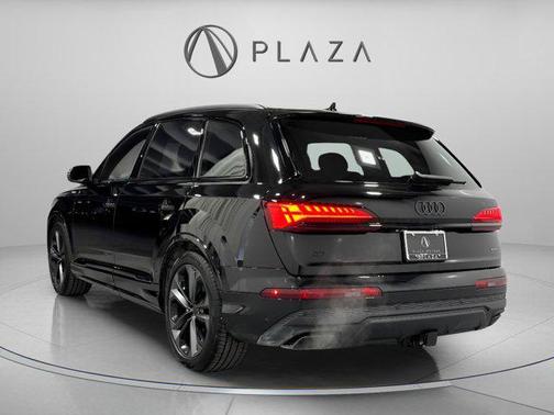 Mythos Black Metallic 2026 Audi Q7 55 Premium Plus