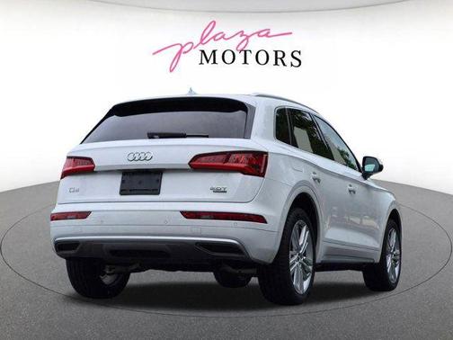 Ibis White 2018 Audi Q5 2.0T Tech Premium