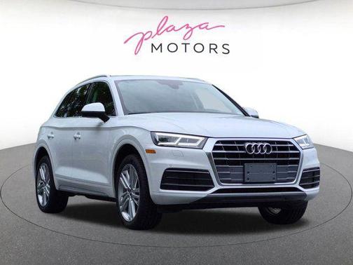 Ibis White 2018 Audi Q5 2.0T Tech Premium