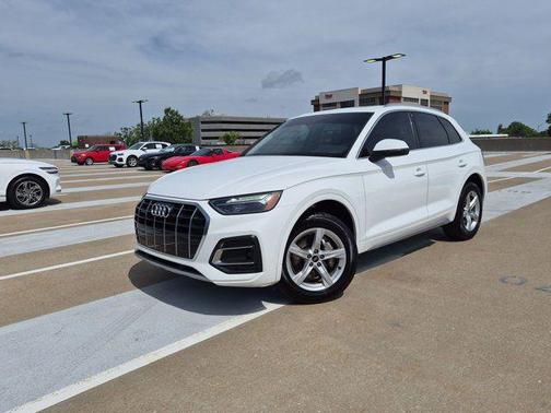 Ibis White 2023 Audi Q5 40 Premium