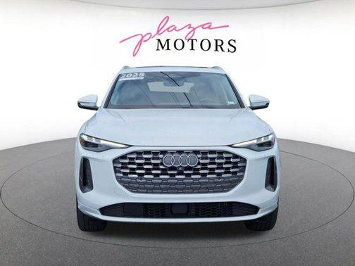 Glacier White Metallic 2025 Audi Q5 Premium Plus TFSI quattro S tronic