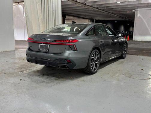 Daytona Gray Pearl Effect 2026 Audi A6 Premium Plus quattro S tronic