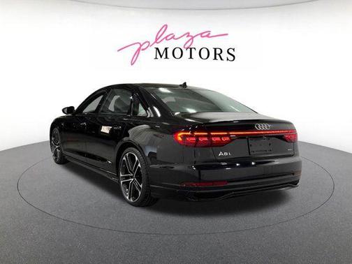 sebring black crystal effect 2026 Audi A8 55 TFSI quattro Tiptronic
