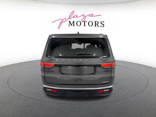 Baltic Gray Metallic Clearcoat 2024 Jeep Wagoneer L Series II 4x4