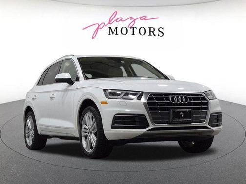 Ibis White 2018 Audi Q5 2.0T Tech Premium