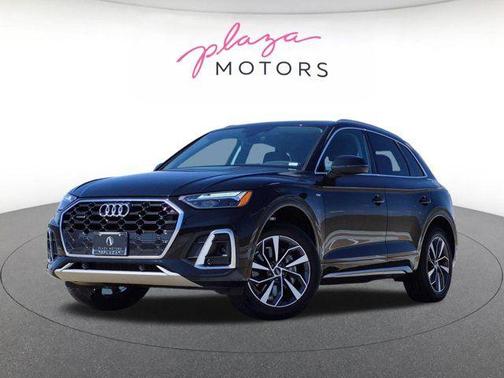 Mythos Black Metallic 2023 Audi Q5 45 S line Premium