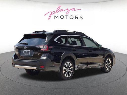 Crystal Black Silica 2025 Subaru Outback Limited XT