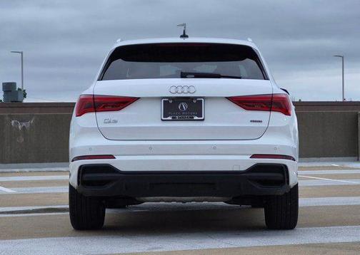 Ibis White 2023 Audi Q3 45 S line Premium Plus