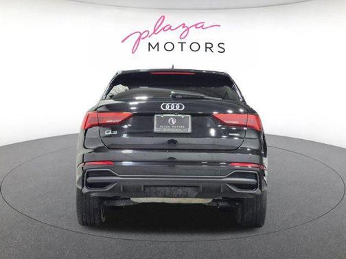 Mythos Black Metallic 2024 Audi Q3 45 S line Premium Plus