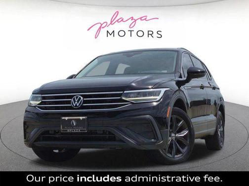 Deep Black Pearl 2022 Volkswagen Tiguan 2.0T SE