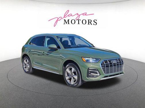 District Green Metallic 2023 Audi Q5 40 Premium
