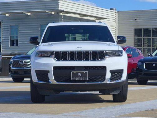 Bright White Clearcoat 2024 Jeep Grand Cherokee L Laredo