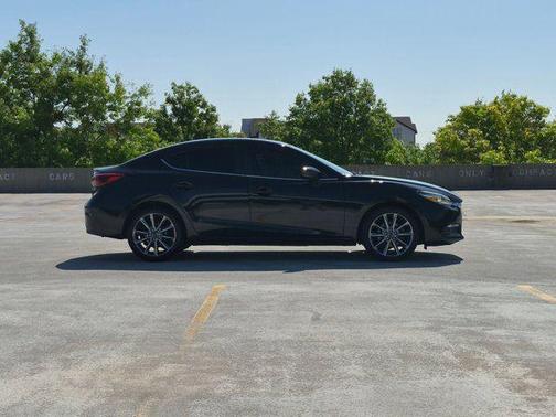 Jet Black Mica 2018 Mazda Mazda3 Grand Touring