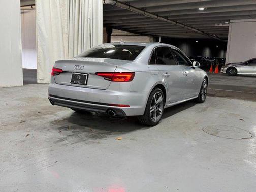 Florett Silver Metallic 2018 Audi A4 2.0T Premium Plus