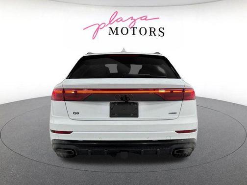 Glacier White Metallic 2026 Audi Q8 55 Premium Plus