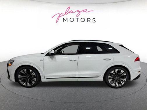 Glacier White Metallic 2026 Audi Q8 55 Premium Plus