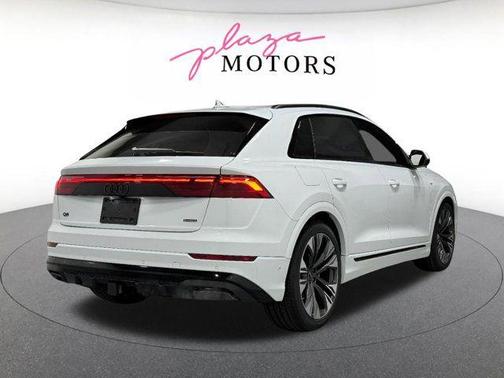 Glacier White Metallic 2026 Audi Q8 55 Premium Plus