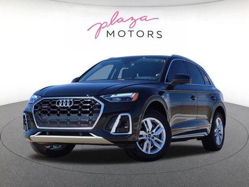 Mythos Black Metallic 2023 Audi Q5 45 S line Premium