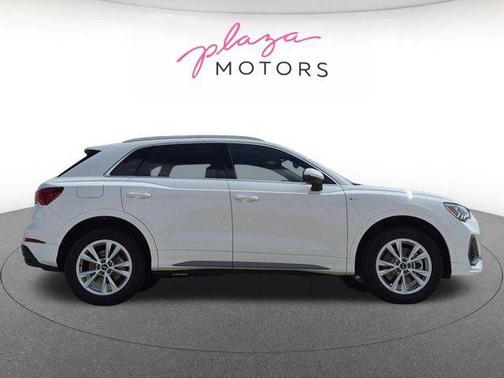 Arkona White 2025 Audi Q3 Premium 45 TFSI S line quattro Tiptronic