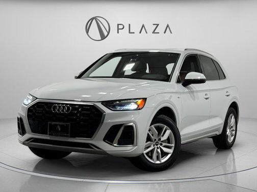 2023 Audi Q5 Premium 45 TFSI S line quattro