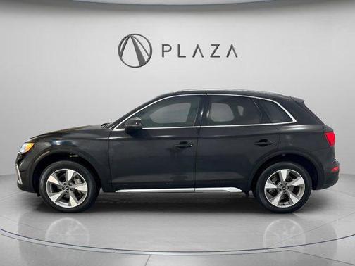 2023 Audi Q5 Premium Plus 40 TFSI quattro S tronic