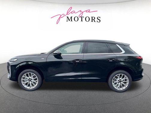 Mythos Black Metallic 2026 Audi Q3 TFSI quattro S tronic
