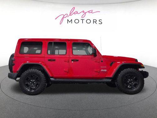 Firecracker Red Clearcoat 2018 Jeep Wrangler Unlimited Sahara