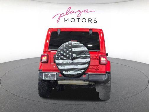 Firecracker Red Clearcoat 2018 Jeep Wrangler Unlimited Sahara