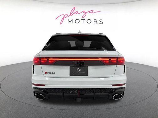 Glacier White Metallic 2025 Audi RS Q8 4.0T